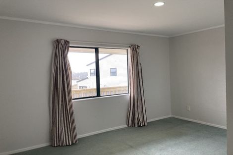Photo of property in 131 Waimumu Road, Massey, Auckland, 0614
