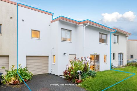 Photo of property in 9 Lockington Avenue, Henderson, Auckland, 0612