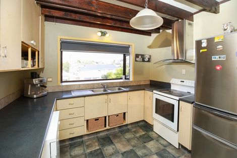 Photo of property in 2 Salmond Place, Dinsdale, Hamilton, 3204