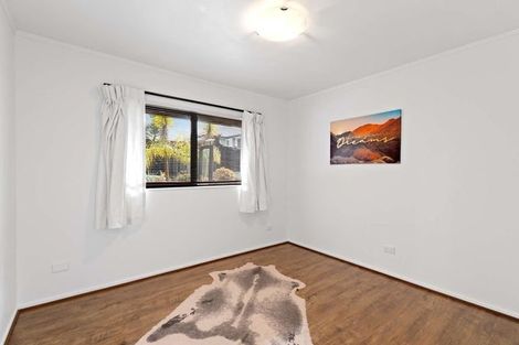 Photo of property in 5b Collingwood Road, Waiuku, 2123