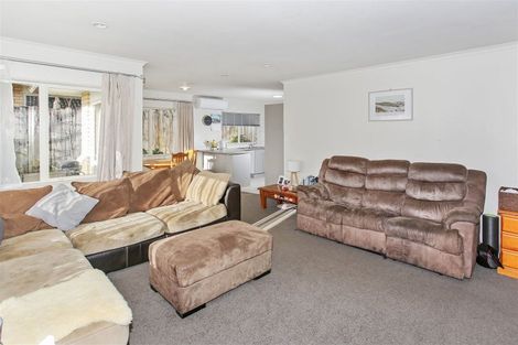 Photo of property in 21 Milson Drive, Papakura, 2110