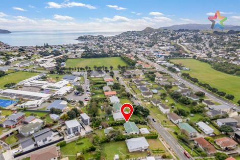 Photo of property in 22 Waiuta Street, Titahi Bay, Porirua, 5022