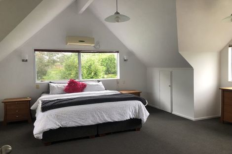 Photo of property in 987 Tuhikaramea Road, Ngahinapouri, Hamilton, 3290