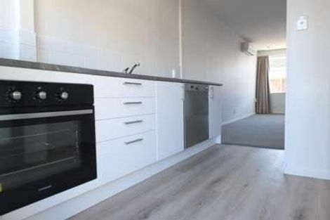 Photo of property in 2/93 Springfield Road, St Albans, Christchurch, 8014