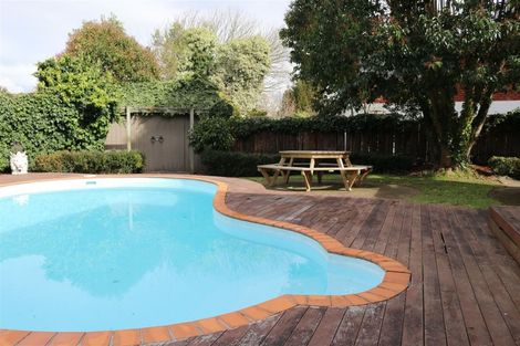 Photo of property in 92 Glen Lynne Avenue, Queenwood, Hamilton, 3210