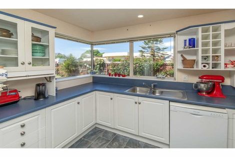 Photo of property in 4/37 Avonhead Road, Avonhead, Christchurch, 8042