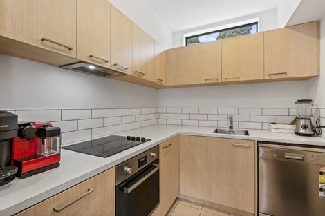 Photo of property in 2/7 Handyside Street, Tawa, Wellington, 5028