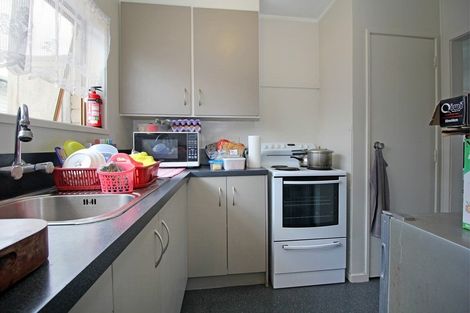 Photo of property in 1/8 Farnborough Crescent, Mangere, Auckland, 2022