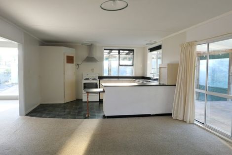 Photo of property in 27 Moana Street, Otaki Beach, Otaki, 5512