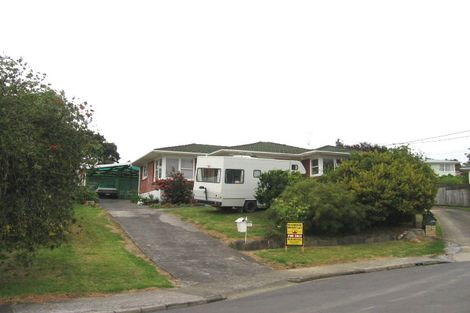 Photo of property in 14 Raeben Avenue, Hillcrest, Auckland, 0627