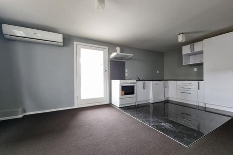 Photo of property in 22 Tamar Street, Island Bay, Wellington, 6023