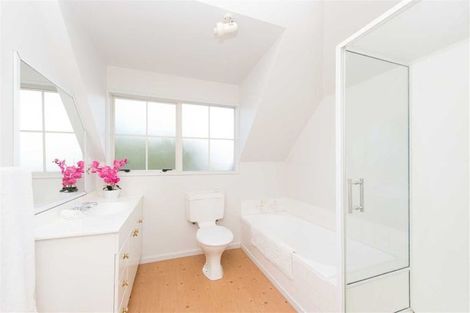 Photo of property in 86b Peer Street, Upper Riccarton, Christchurch, 8041