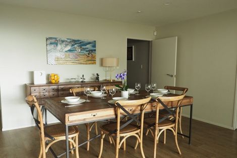 Photo of property in 8 Amner Place, Bluff Hill, Napier, 4110