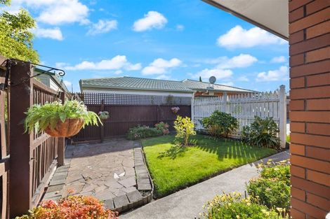 Photo of property in 4b Grassmere Street, Papanui, Christchurch, 8052