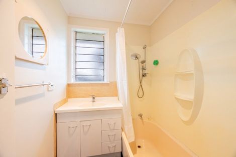 Photo of property in 16 Williams Street, Otane, 4202