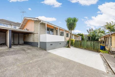 Photo of property in 2/51 Rimu Street, New Lynn, Auckland, 0600