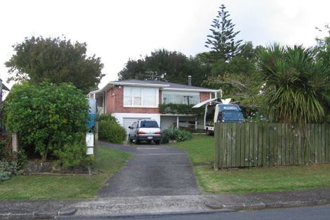 Photo of property in 6 Mcclintock Road, Massey, Auckland, 0614