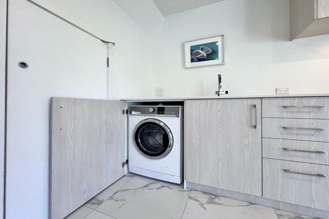 Photo of property in 2/59 Neil Avenue, Te Atatu Peninsula, Auckland, 0610