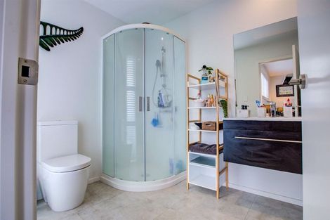 Photo of property in 1/6 Landell Place, Harrowfield, Hamilton, 3210