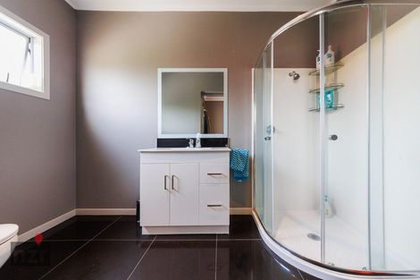 Photo of property in 3 Medway Street, Rongotea, 4476