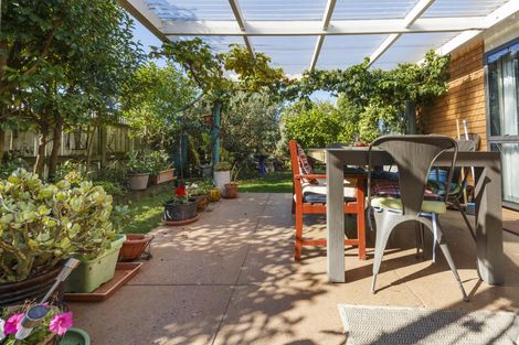 Photo of property in 75 Lyndhurst Street, Takaro, Palmerston North, 4412