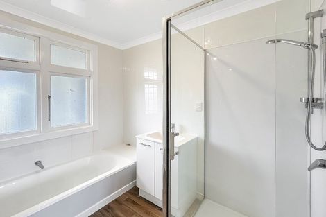 Photo of property in 71 Grange Street, Winton, 9720