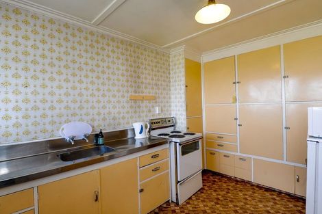 Photo of property in 19 Seaview Terrace, Kew, Dunedin, 9012