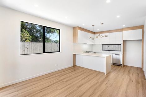 Photo of property in 14d Benders Avenue, Hillcrest, Auckland, 0627