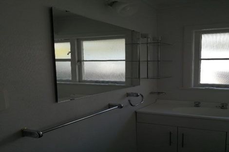 Photo of property in 7 Heretaunga Square, Silverstream, Upper Hutt, 5019