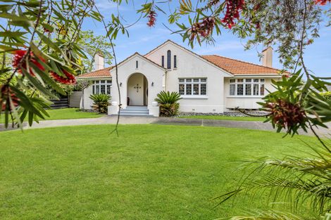 Photo of property in 175 Victoria Street, Cambridge, 3434