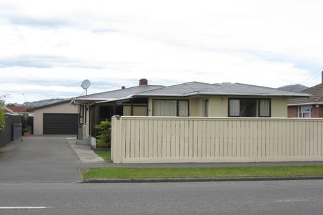 Photo of property in 56 Hargood Street, Woolston, Christchurch, 8062
