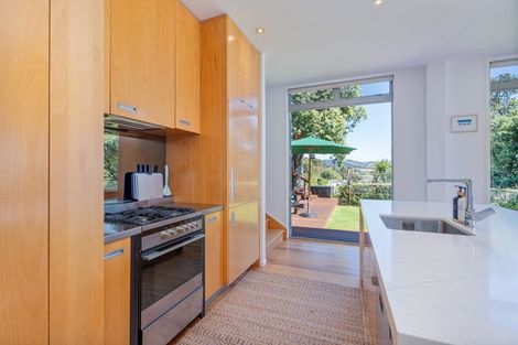 Photo of property in 18 Pine Grove, Tairua, 3508