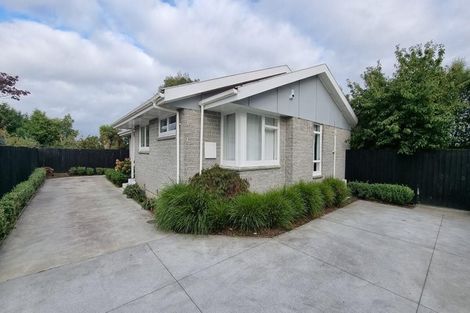 Photo of property in 2a Curzon Place, Parklands, Christchurch, 8083