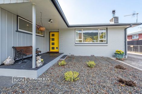 Photo of property in 6 Paton Street, Maymorn, Upper Hutt, 5018