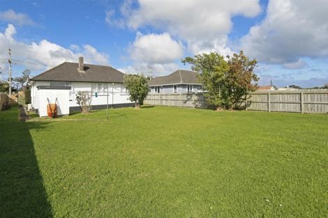 Photo of property in 50 Ihaia Road, Opunake, 4616