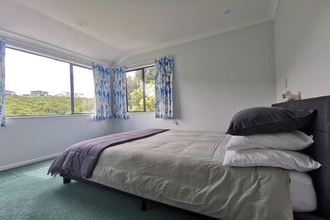 Photo of property in 26 Amesbury Drive, Churton Park, Wellington, 6037