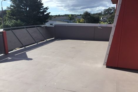 Photo of property in 1d/20 Ian Marwick Place, Birkenhead, Auckland, 0626