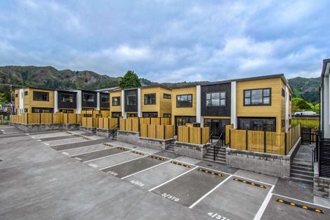 Photo of property in 8/370 Stokes Valley Road, Stokes Valley, Lower Hutt, 5019