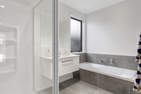 Photo of property in 10 Te Ranga Memorial Drive, Pyes Pa, Tauranga, 3112