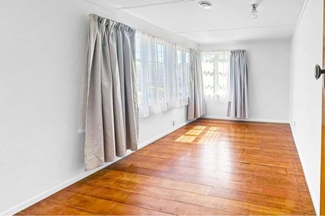 Photo of property in 32 Petherick Street, Taita, Lower Hutt, 5011