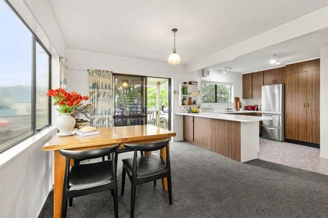 Photo of property in 8 Wallis Street, Raglan, 3225