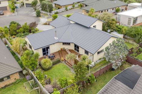 Photo of property in 8 Te Ropata Place, Waikanae Beach, Waikanae, 5036