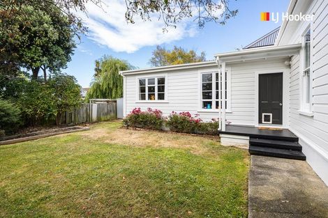 Photo of property in 23 Royal Crescent, Saint Kilda, Dunedin, 9012