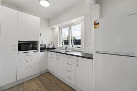 Photo of property in 6a Broadmore Street, Vogeltown, New Plymouth, 4310