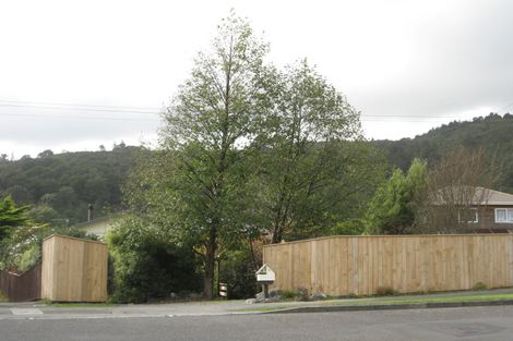 Photo of property in 13 Tawhai Street, Stokes Valley, Lower Hutt, 5019