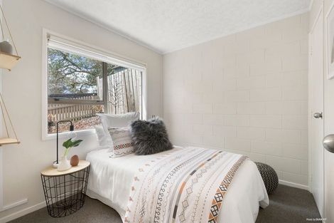 Photo of property in 3/1 Simon Ellice Drive, Bayview, Auckland, 0629
