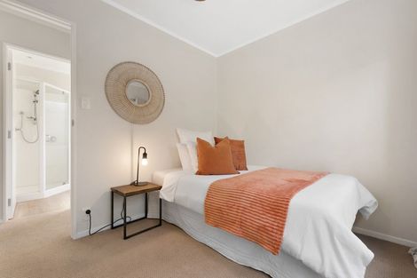 Photo of property in 19 Cumberland Crescent, Welcome Bay, Tauranga, 3112