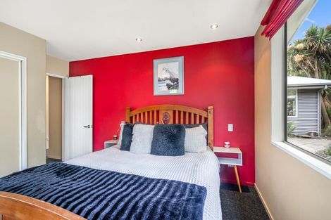 Photo of property in 1 Hart Place, Lake Coleridge, 7572