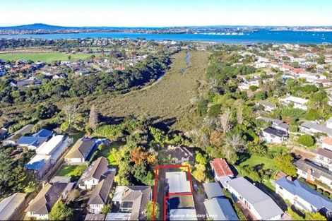 Photo of property in 3/23 Lake Road, Northcote, Auckland, 0627