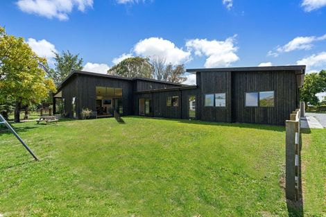 Photo of property in 324 Kimberley Road, Levin, 5571